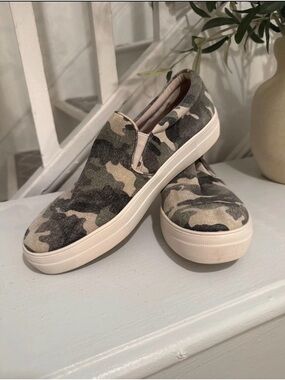 Steve Madden Camouflage Slip-On Platform Sneakers